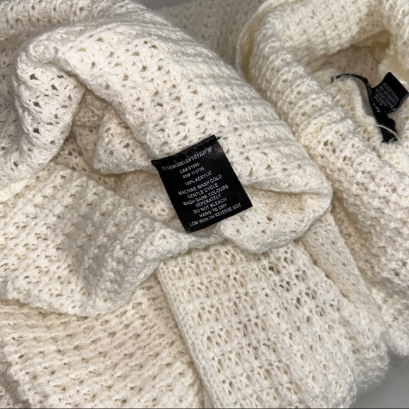 Majora Cream White Raglan Turtleneck Knit Sweater - Picture 10 of 11